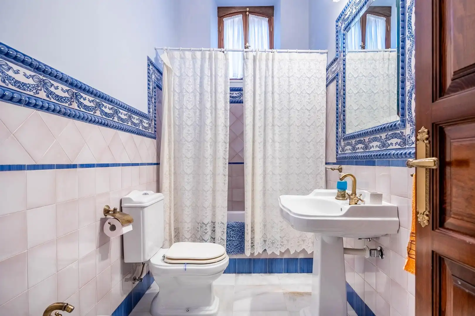 Badezimmer von Country house zum Verkauf in Villalba del Alcor mit Klimaanlage, Privatgarten und Abstellraum