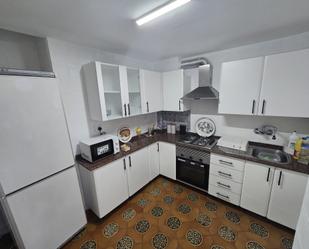 Kitchen of Flat to rent in Alicante / Alacant  with Furnished and Balcony