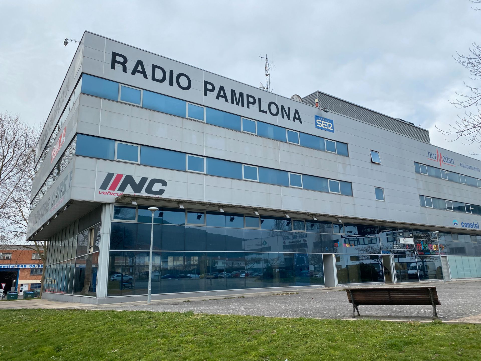 Vista exterior de Oficina en venda en Berrioplano / Berriobeiti amb Aire condicionat, Calefacció i Moblat