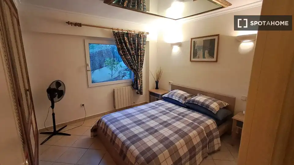 Habitación de Apartamento para compartir en Calvià con Aire acondicionado, Terraza y Amueblado