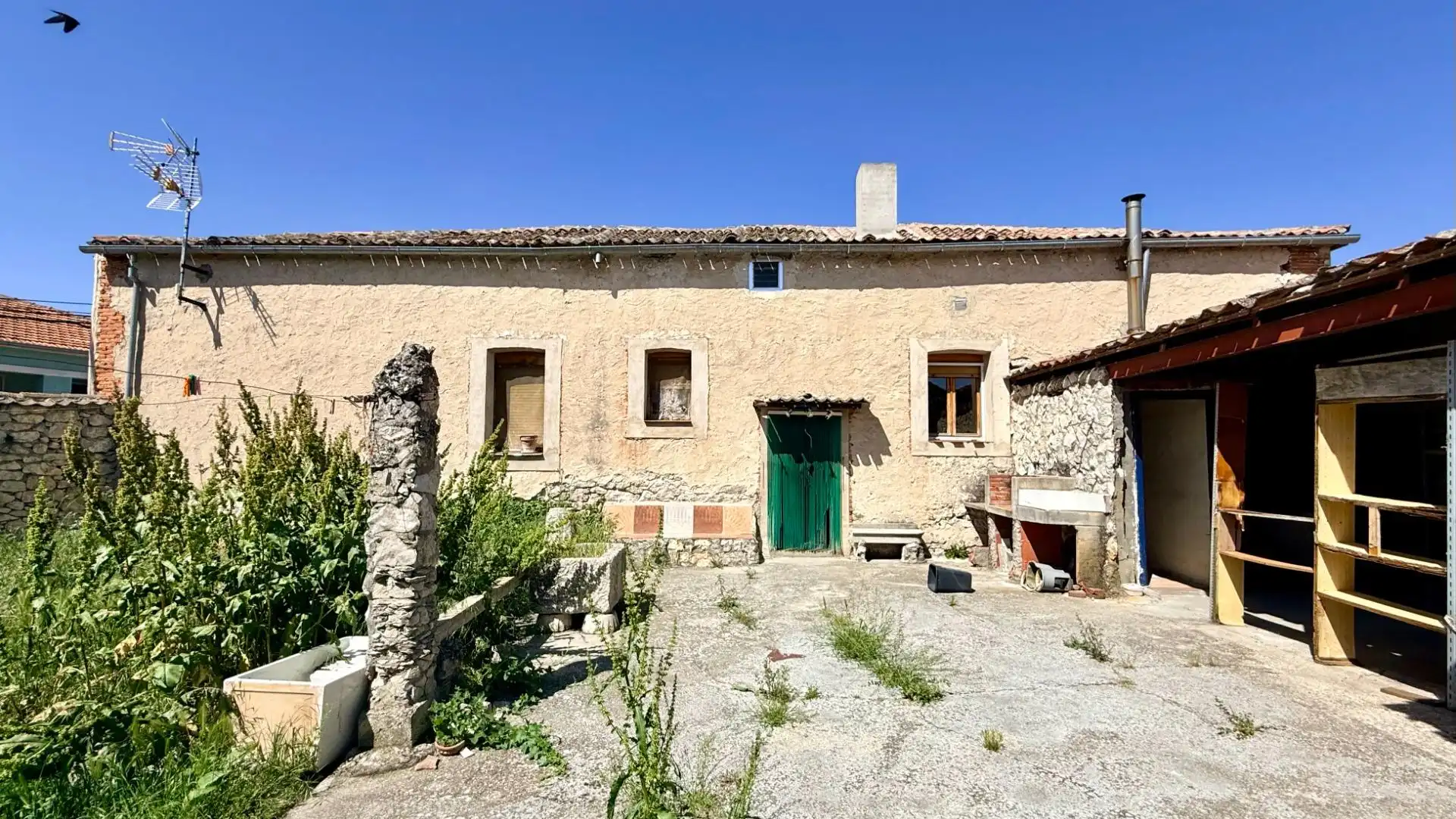 Exterior view of Houses for sale in Viloria  with Heating, Private garden and Furnished