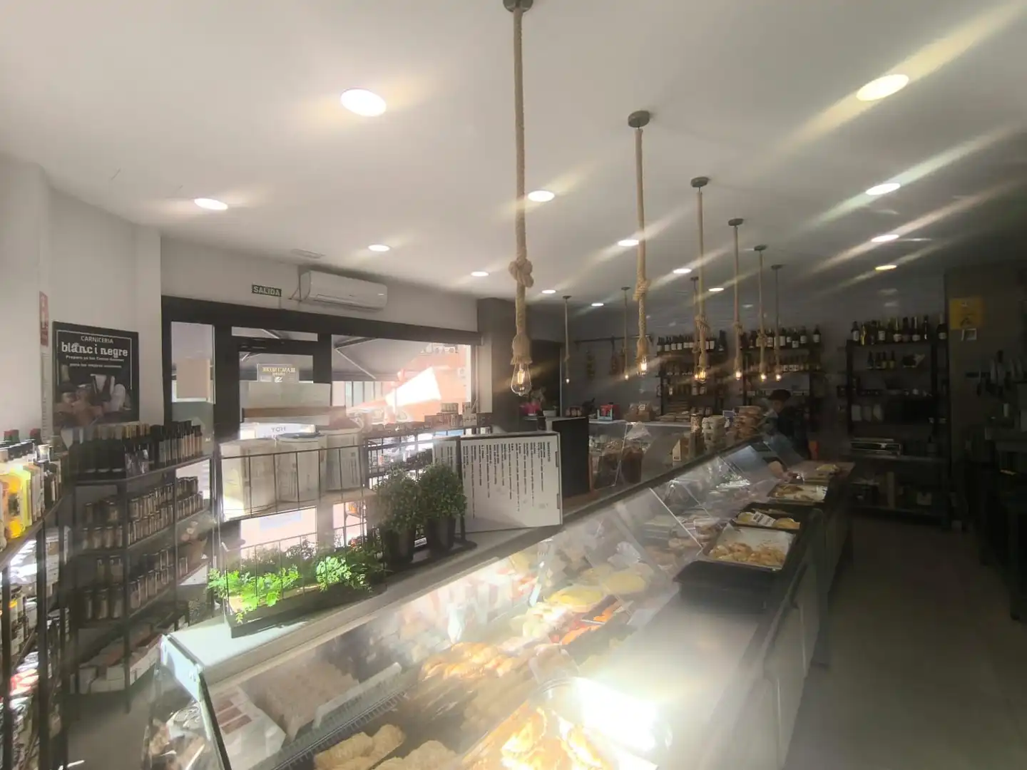 Local comercial en venda a Calle Ramón y Cajal, imagen 5