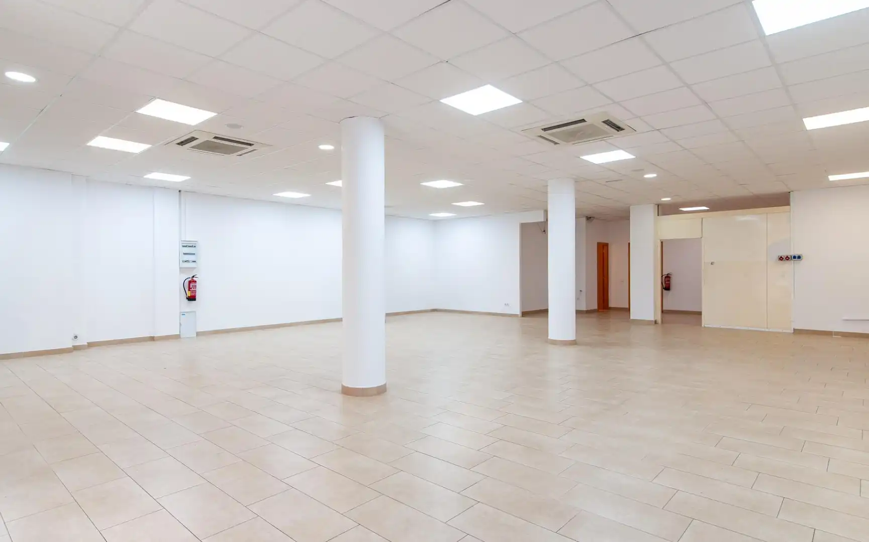 Local comercial de lloguer a Carrer La Granada, imagen 9