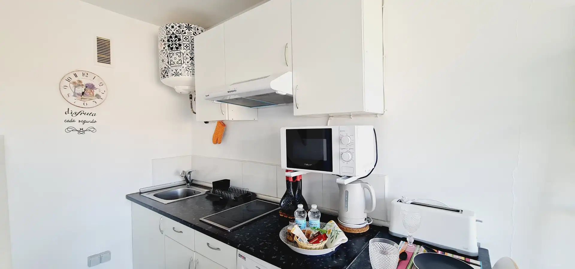 Kitchen of Study for sale in Estepona  with Air Conditioner, Heating and Terrace