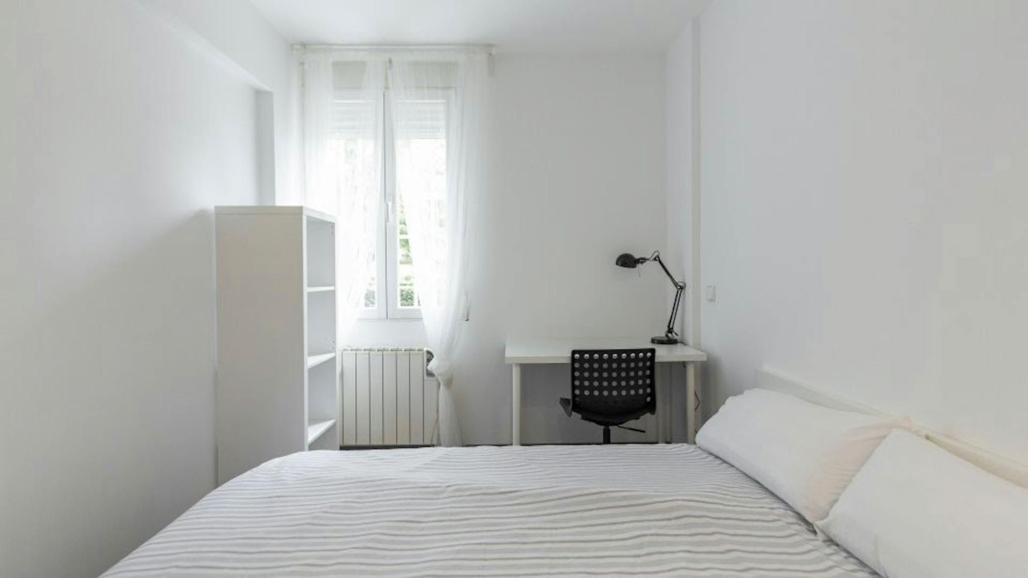 Bedroom of Flat to rent in  Madrid Capital  with Heating, Furnished and Washing machine