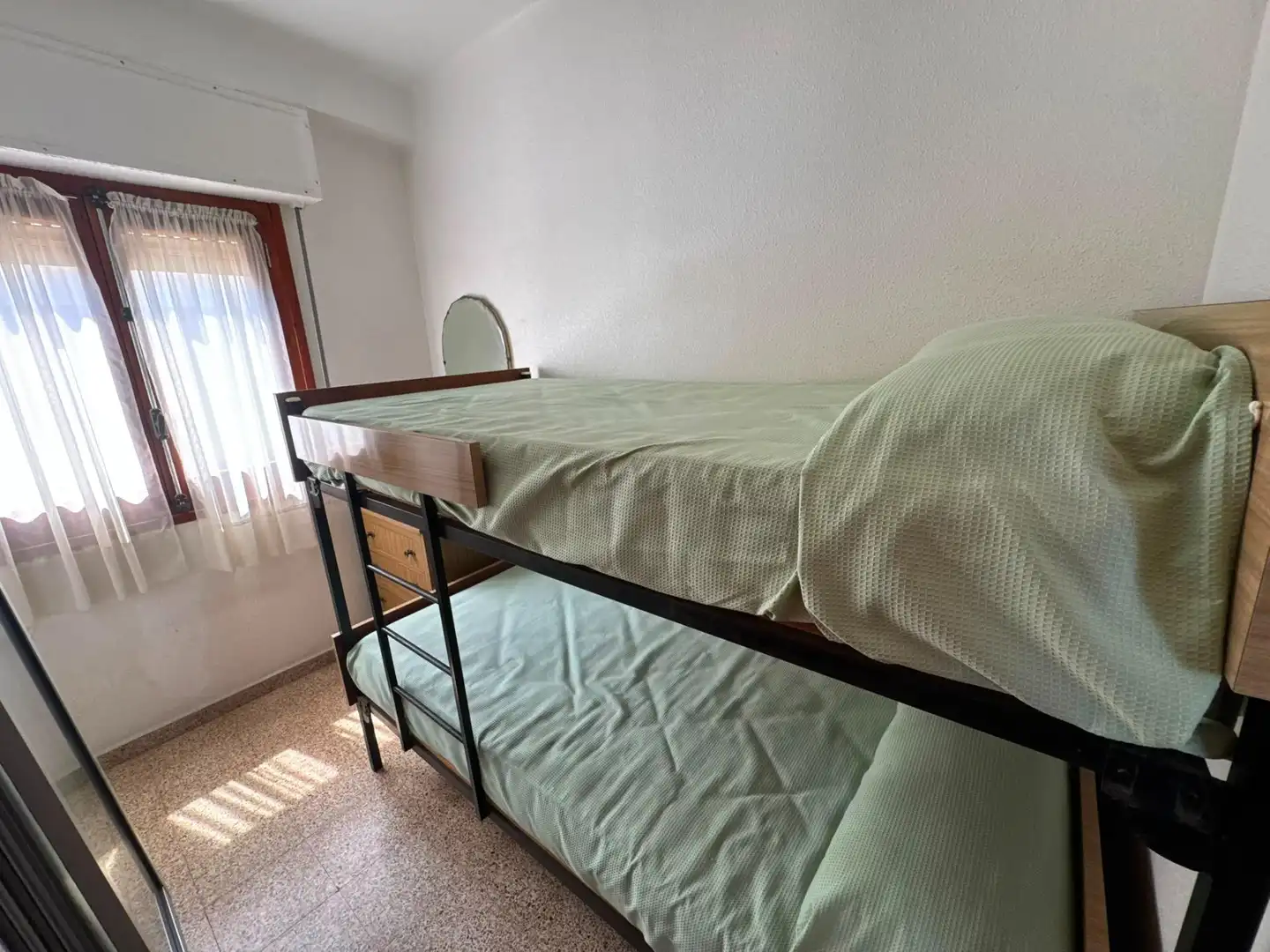 Habitación de Piso en venta en Tavernes de la Valldigna con Terraza y Amueblado