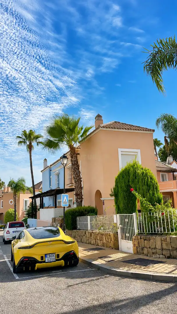 Exterior view of Houses for sale in Marbella  with Air Conditioner, Private garden and Oven