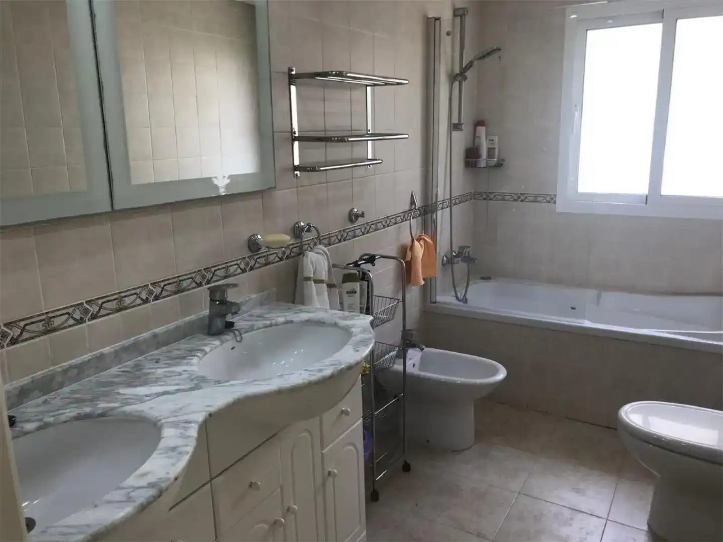 Bathroom of Houses for share in Mijas  with Air Conditioner, Private garden and Swimming Pool