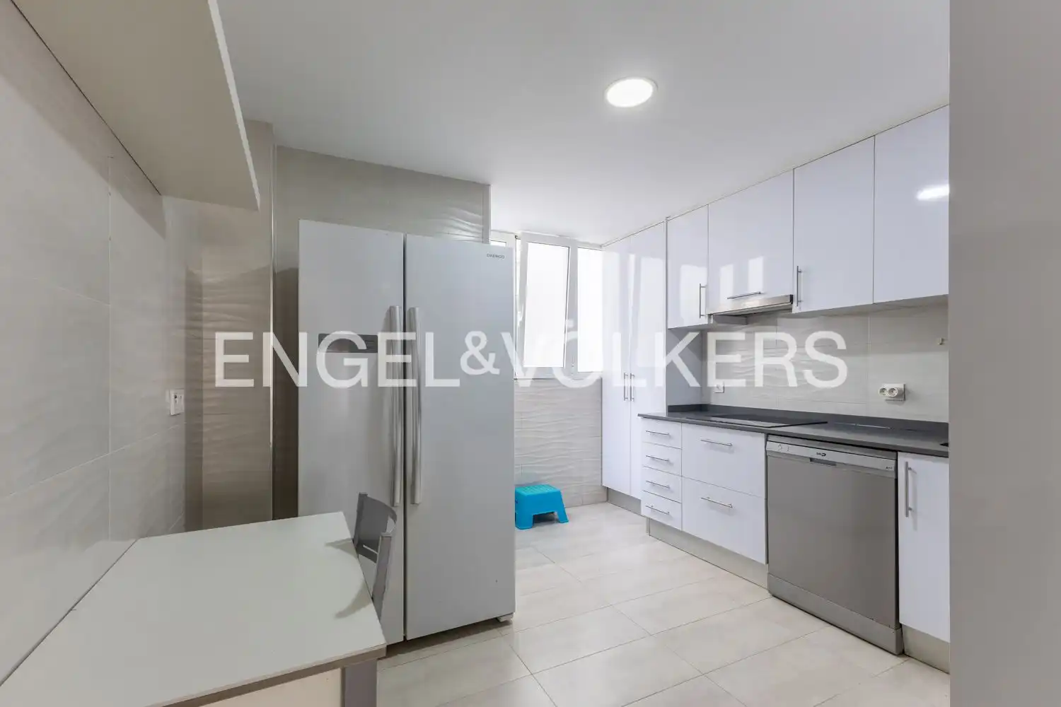 Flat for rent in Valencia, Valencia