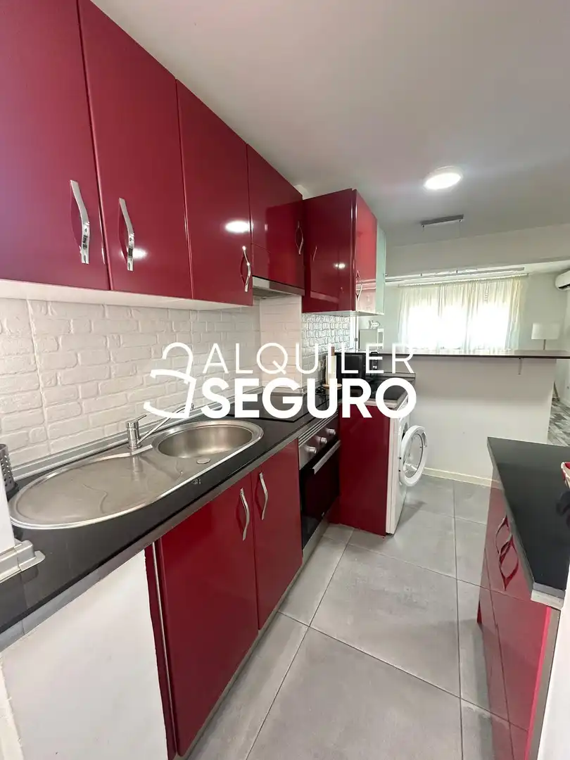 Kitchen of Flat for rent in Madrid  with Air Conditioner, Heating and Furnished
