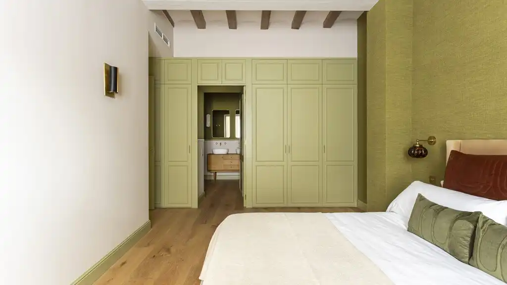Habitación de Apartamento en venta en Barcelona con Aire acondicionado, Jardín privado y Parquet