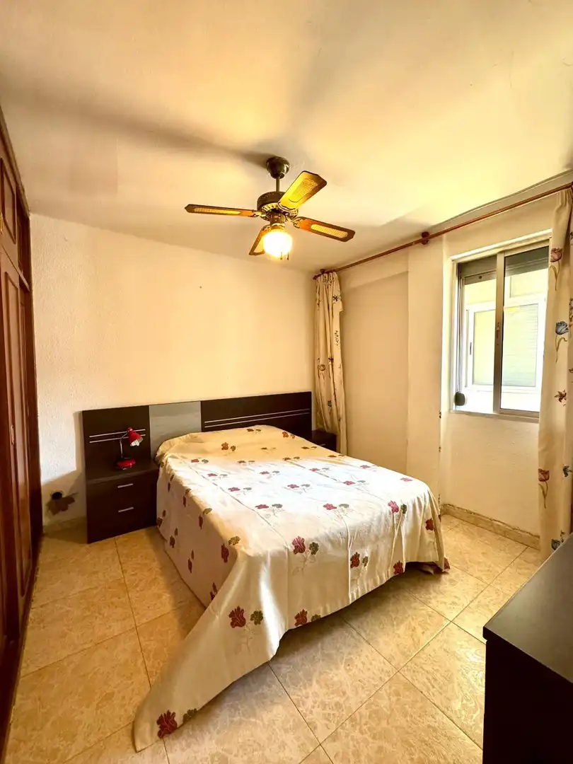 Bedroom of Flat for sale in Málaga