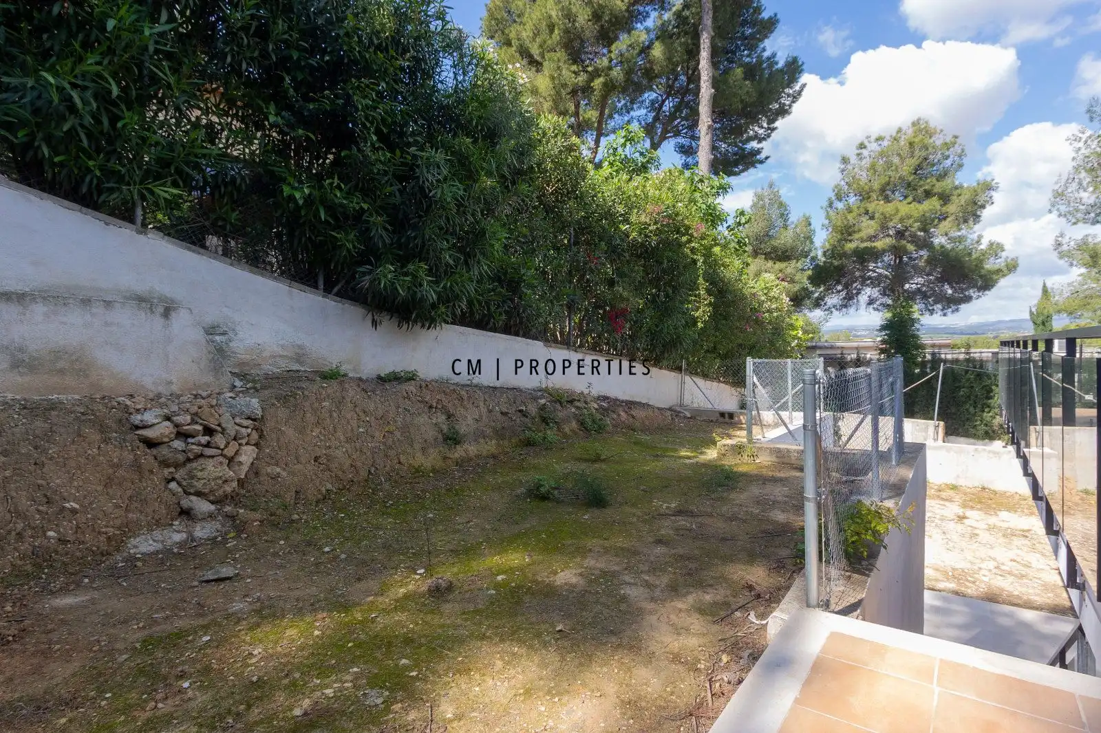 Vista exterior de Casa adosada en venda en Chiva amb Aire condicionat, Calefacció i Jardí privat