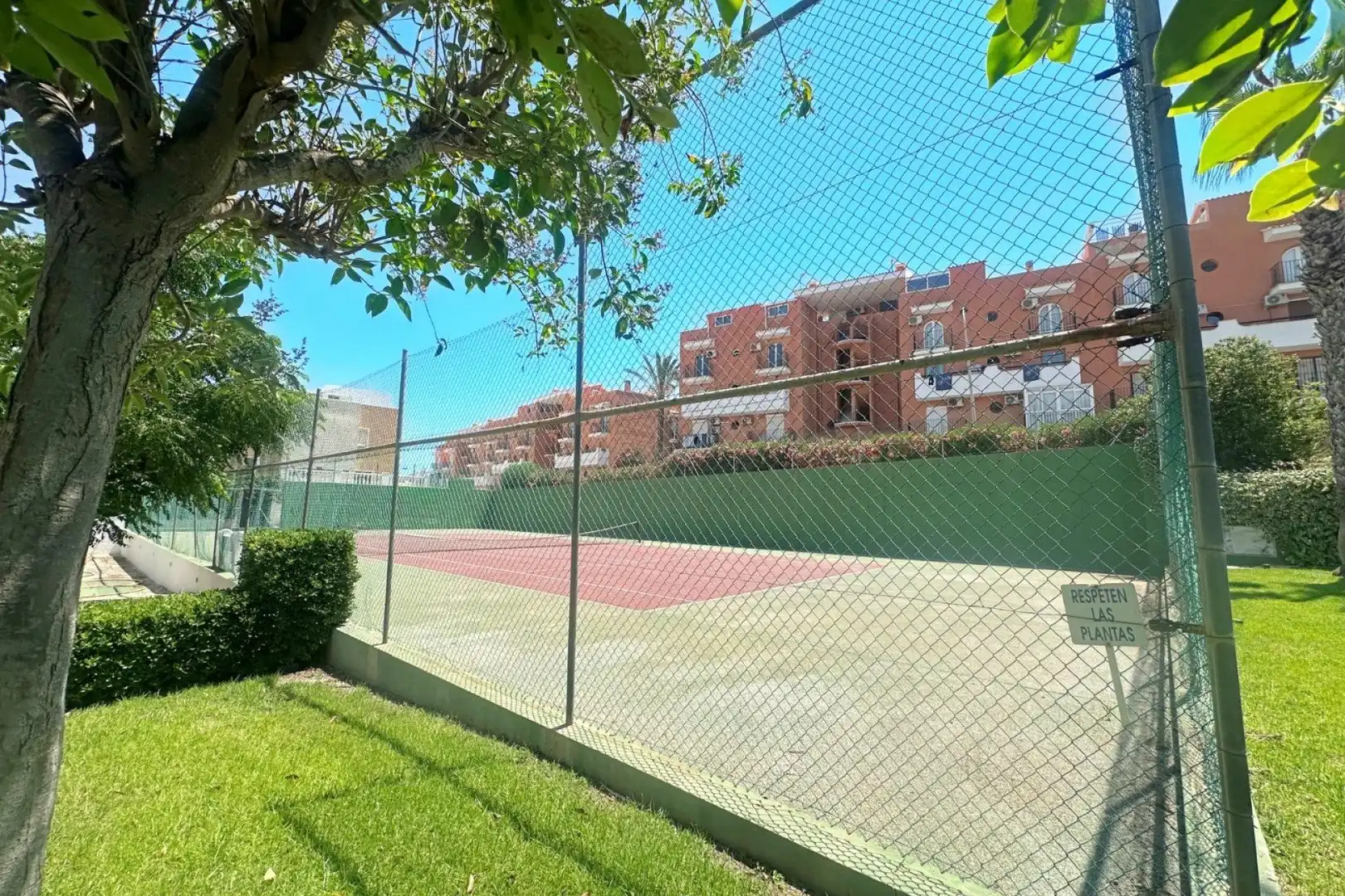 Vista exterior de Casa o chalet en venta en Torrevieja con Aire acondicionado, Jardín privado y Terraza