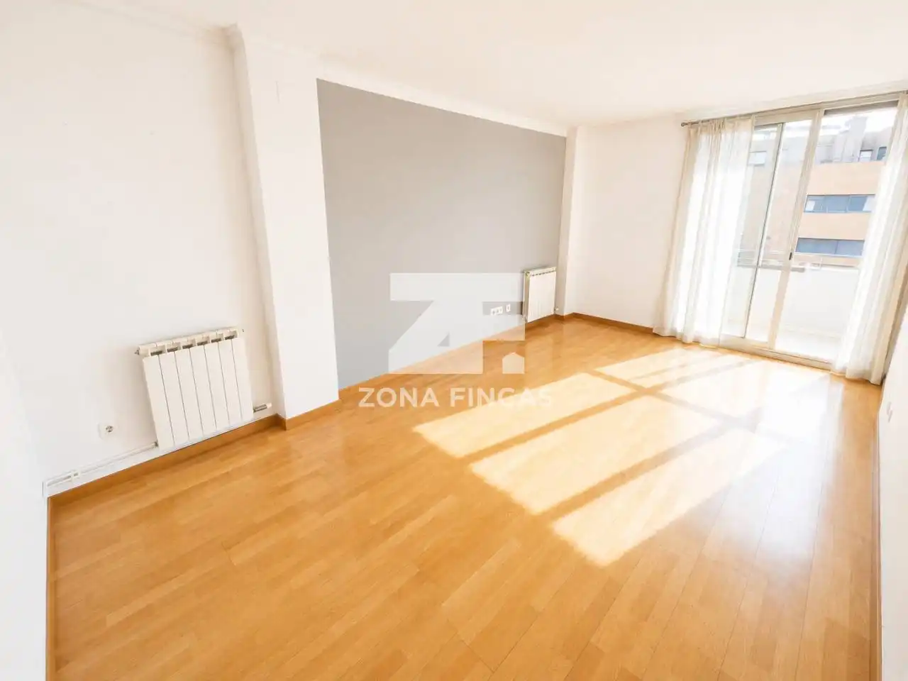 Sala de estar de Piso en venta en Badalona con Aire acondicionado, Calefacción y Parquet