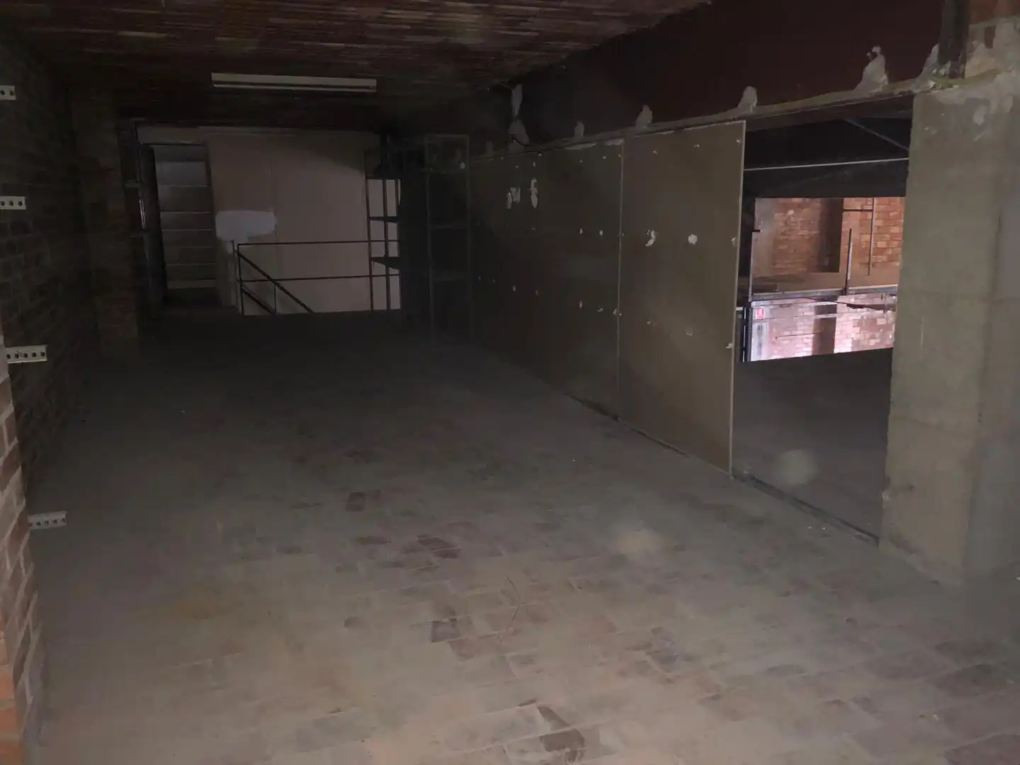 Gewerbefläche zum Verkauf in Carrer Almirall Folch, imagen 10