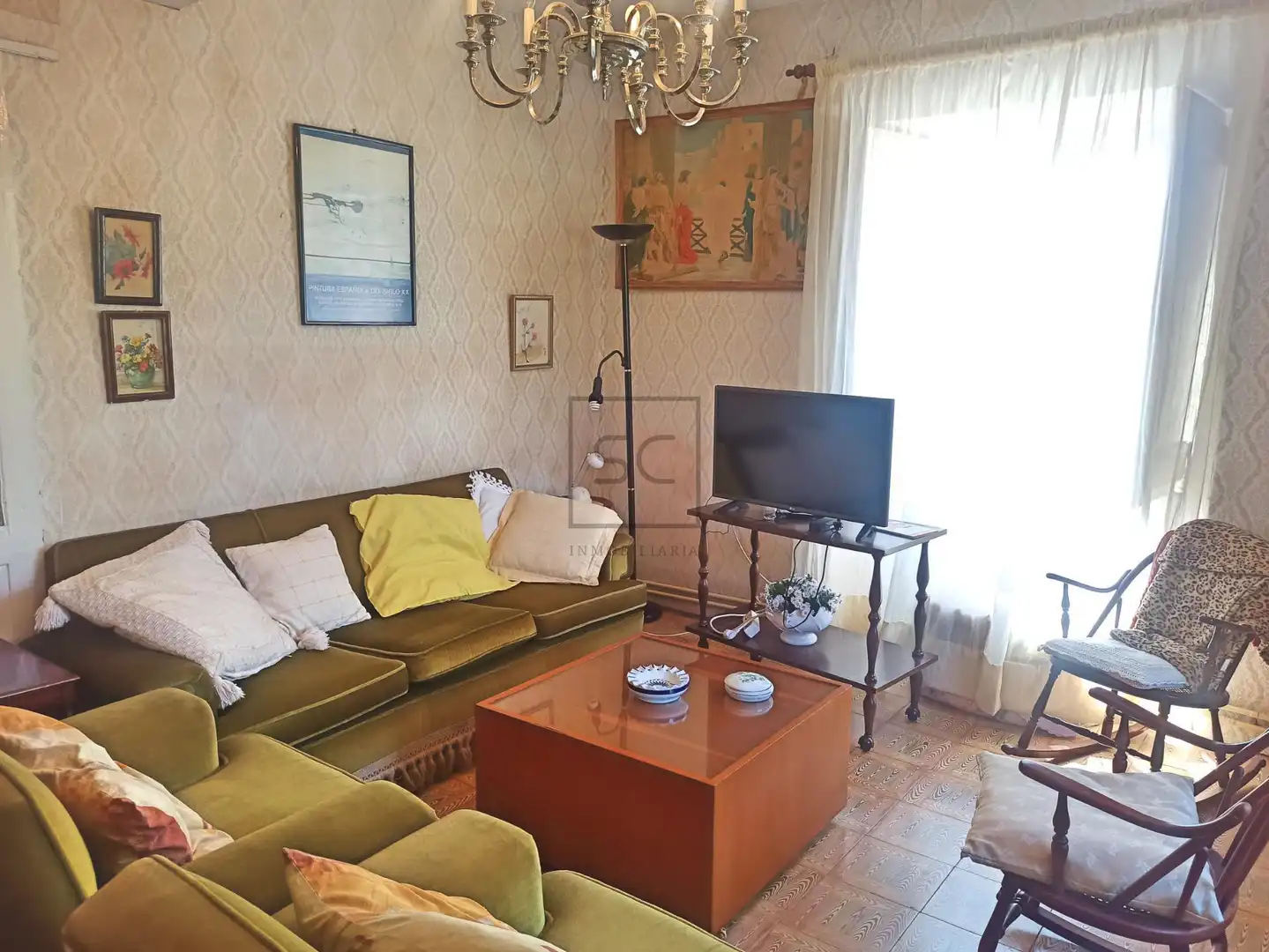 Sala d'estar de Casa o xalet en venda en Ferrol amb Jardí privat i Traster