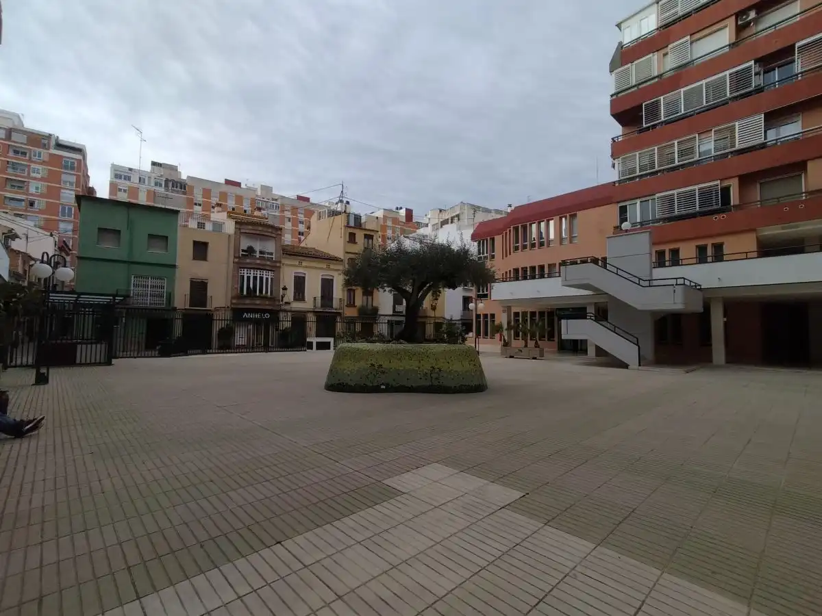 Vista exterior de Piso en venta en Castellón de la Plana / Castelló de la Plana con Calefacción, Terraza y Trastero