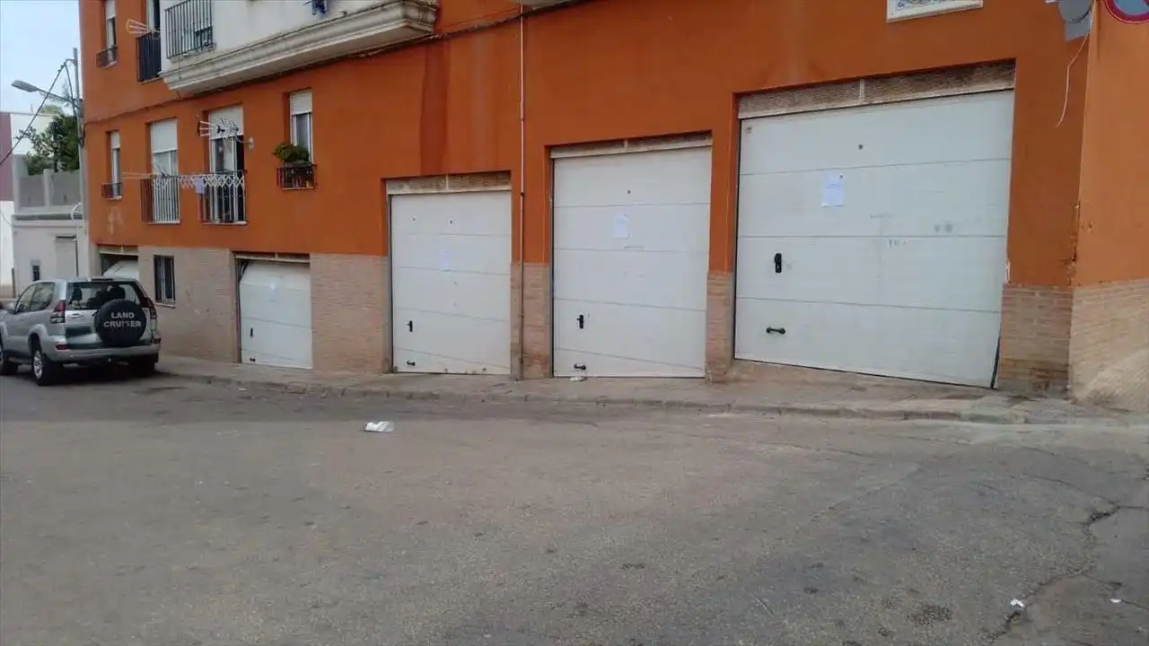 Parcheggio in vendita a Numancia, 25