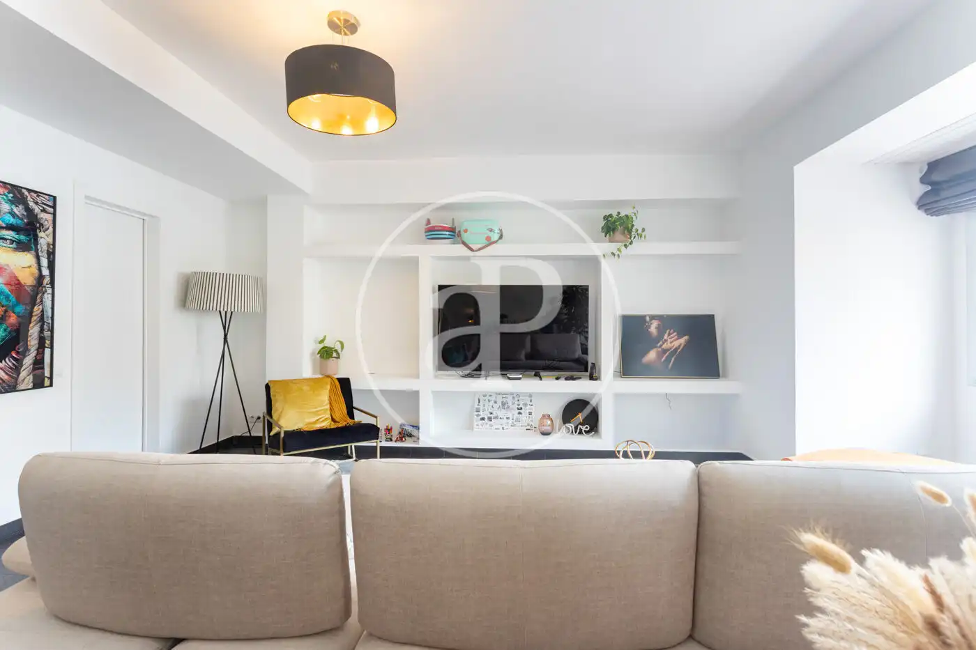 Living room of Flat for rent in Barcelona  with Air Conditioner, Heating and Private garden
