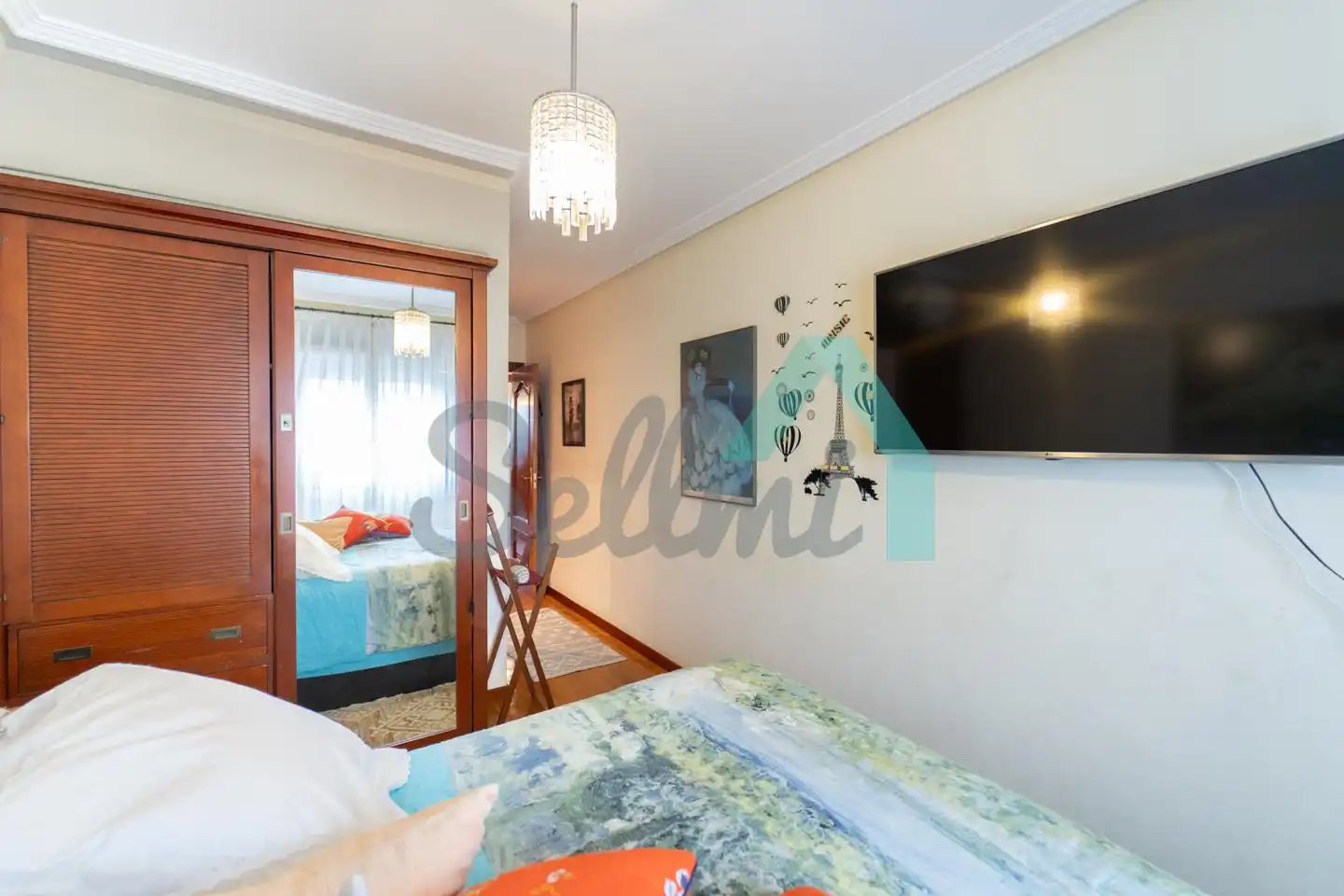Bedroom of Flat for sale in Oviedo   with Heating, Parquet flooring and Storage room