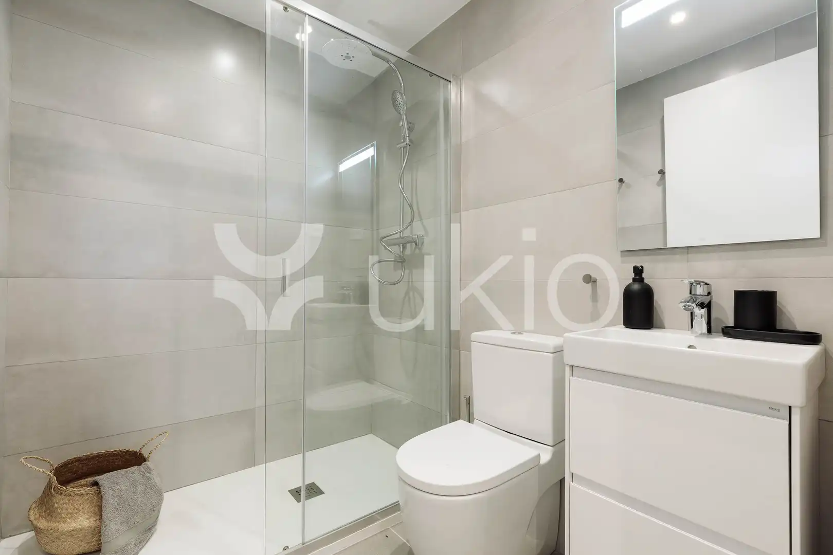 Apartament de lloguer a Carrer de les Jonqueres, Sant Pere, Sta. Caterina i la Ribera