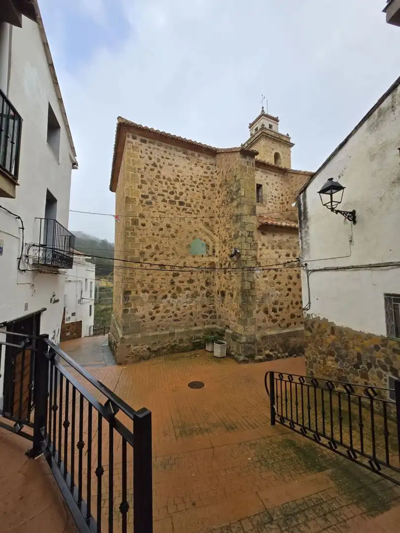 Vista exterior de Casa o chalet en venta en Torralba del Pinar