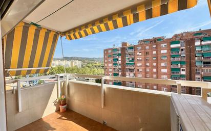 Bedroom of Flat for sale in Badalona  with Air Conditioner