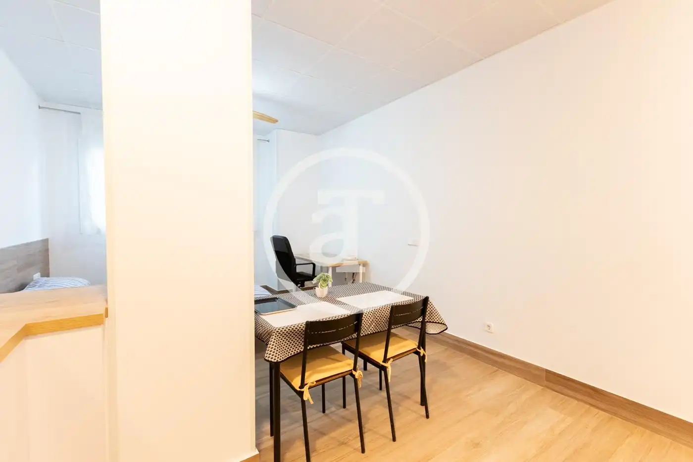 Estudio de alquiler en Madrid con Calefacción, Amueblado y Horno