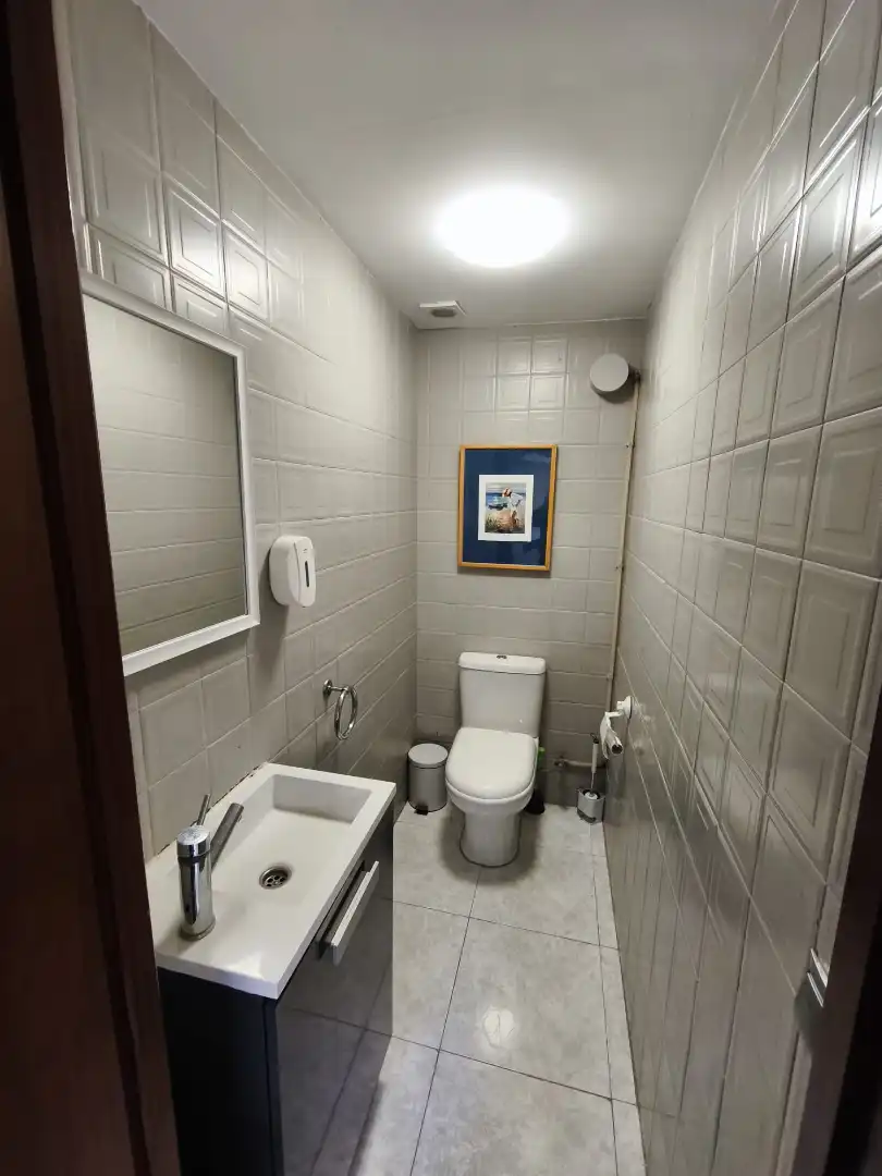 Badezimmer von Geschaftsraum zum Verkauf in Salou mit Terrasse, Möbliert und Internet