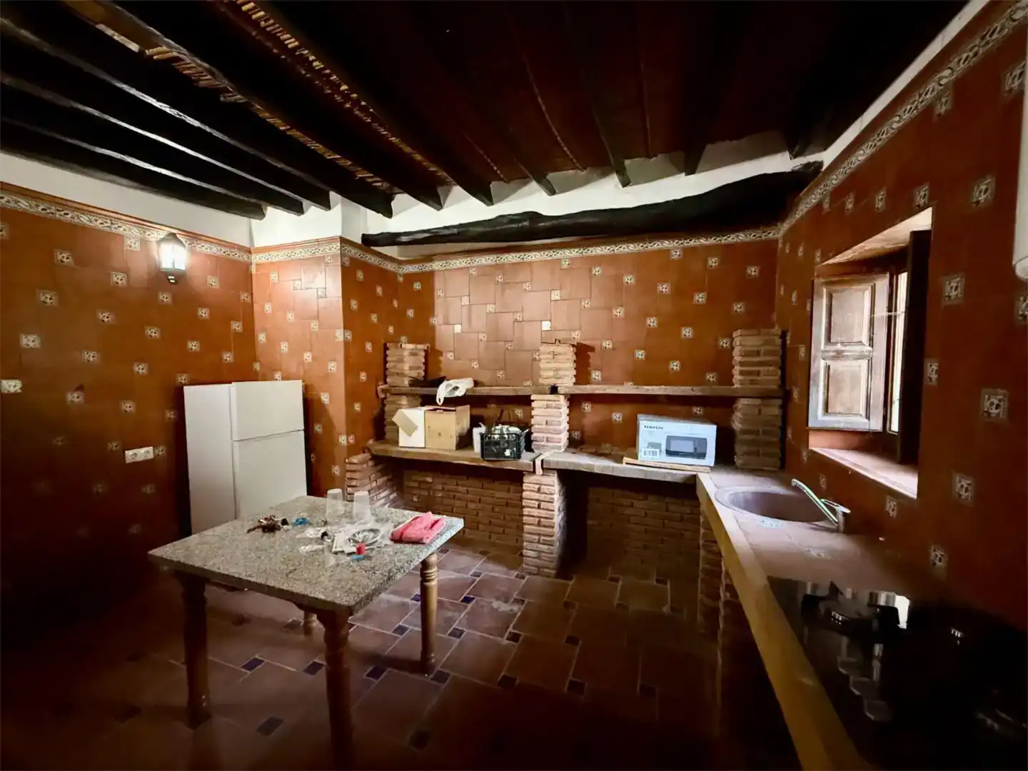 Küche von Country house zum Verkauf in Albuñol mit Klimaanlage, Privatgarten und Schwimmbad