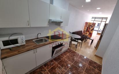 Kitchen of Apartment for sale in Salamanca Capital