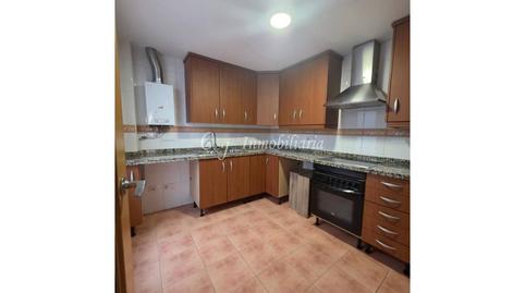 Foto 5 de Casa adosada en venta en Avenida de Abril - 9 de Octubre, Sagunto / Sagunt