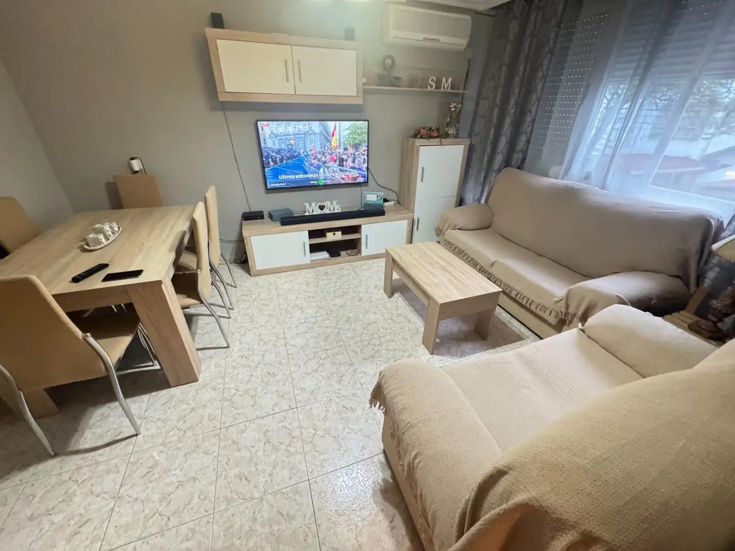 Sala de estar de Piso en venta en Sevilla con Aire acondicionado y Calefacción