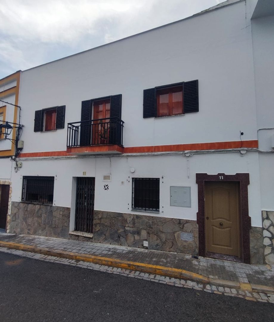 Vista exterior de Casa o xalet en venda en El Bosque amb Terrassa i Moblat