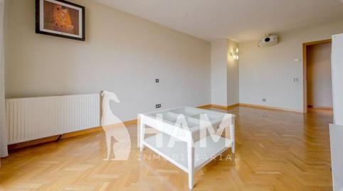 Foto 4 de Apartamento en venta en Peñagrande, Madrid