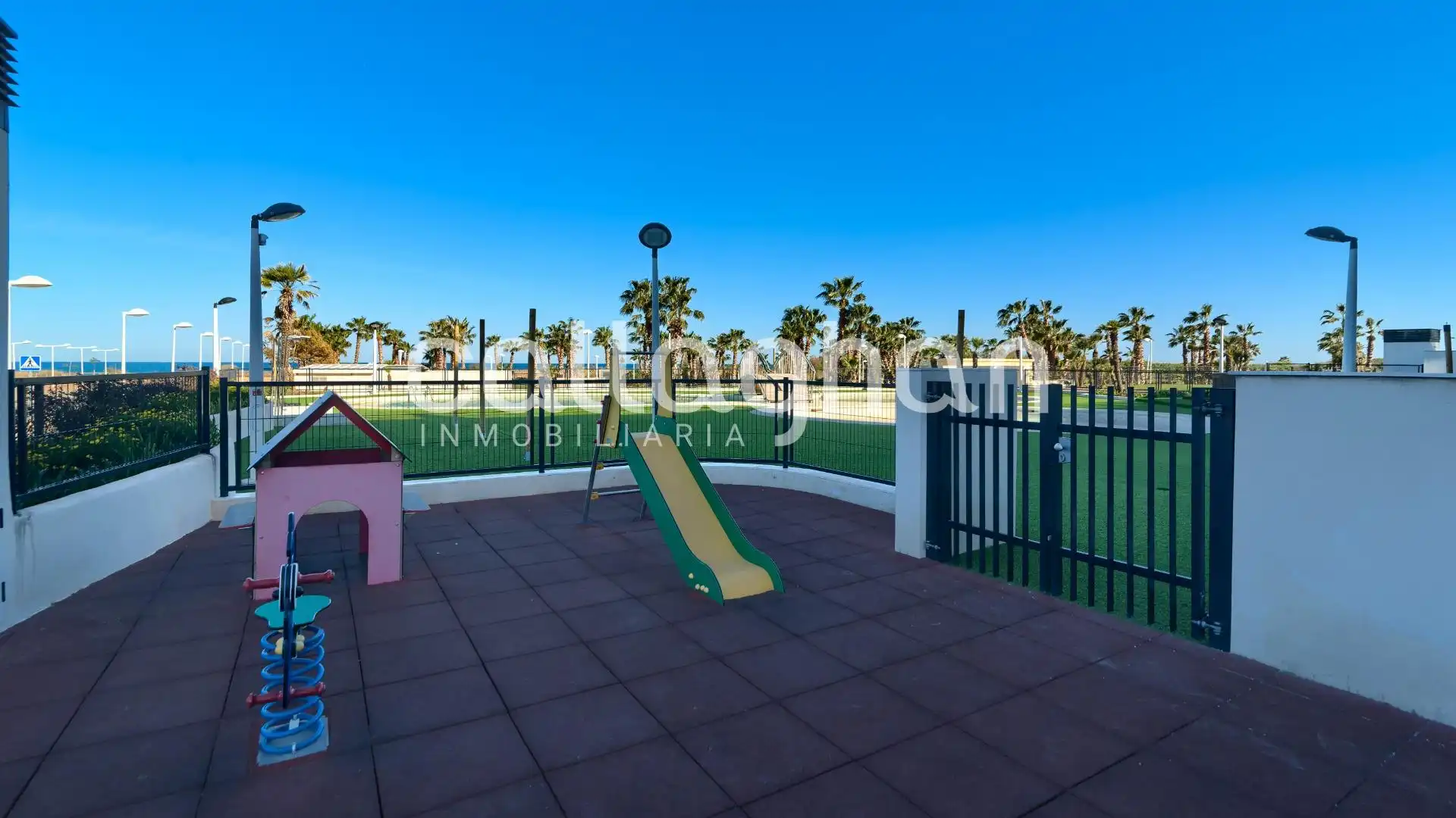 Terraza de Piso en venta en Oropesa del Mar / Orpesa con Aire acondicionado, Calefacción y Jardín privado