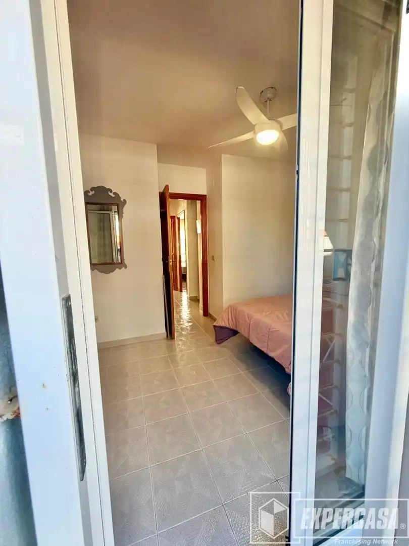 Dormitori de Casa adosada en venda en Chilches / Xilxes amb Aire condicionat, Terrassa i Traster