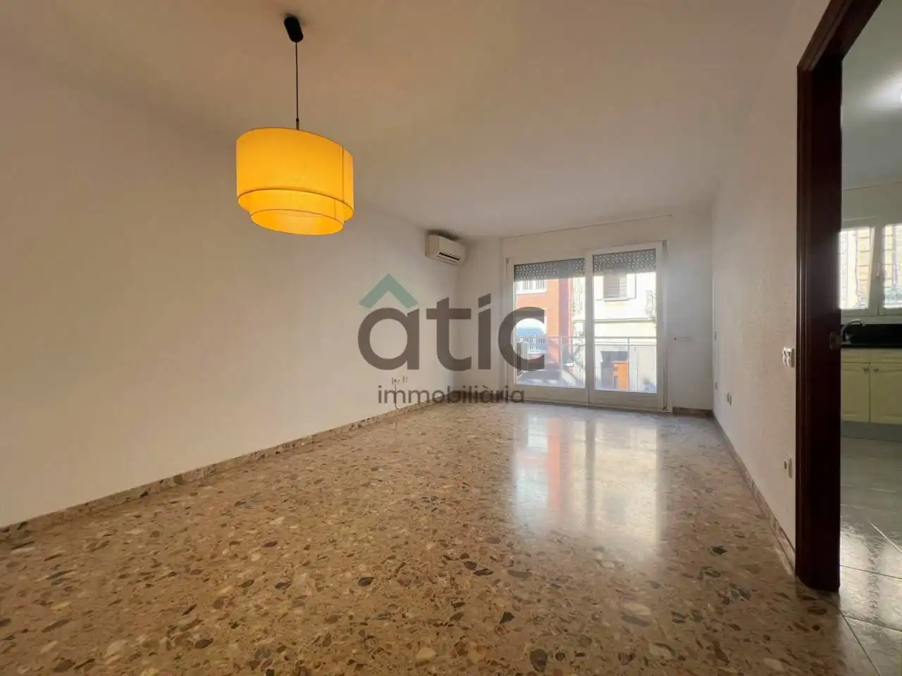 Wohnung zur Miete in Calle Saclosa, Plaça Catalunya