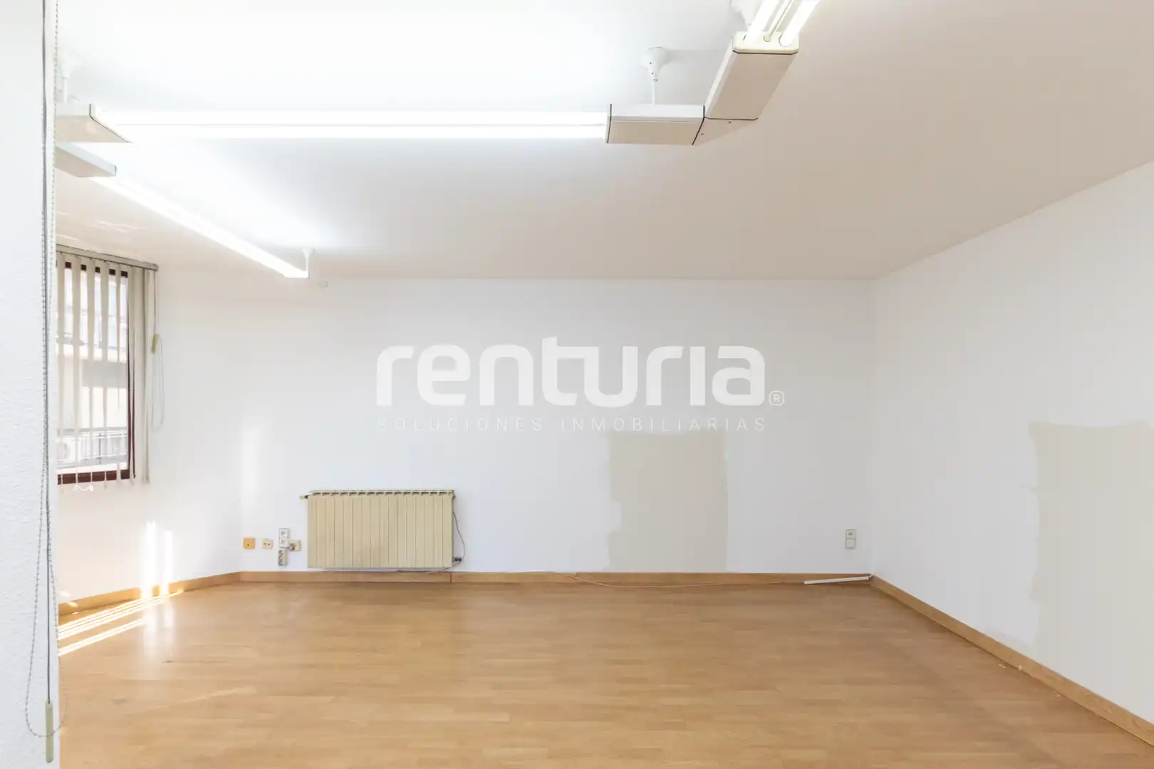 Piso en venta en Valencia con Aire acondicionado, Calefacción y Balcón