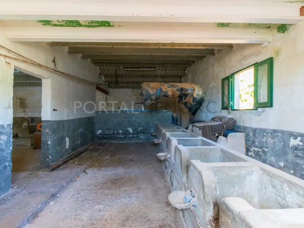 Casa rústica amb piscina en venda a Ferreries poble, imagen 58