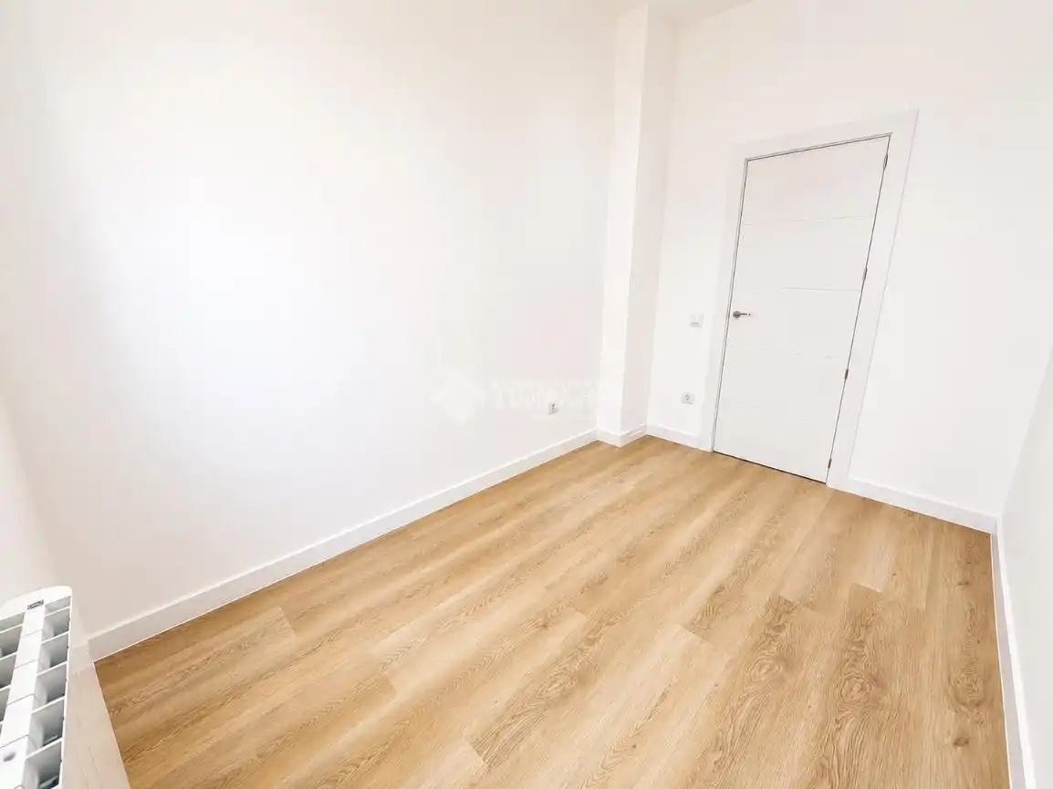 Bedroom of Flat for sale in Madrid  with Heating
