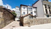 Vista exterior de Casa adosada en venda en Reinosa amb Calefacció, Terrassa i Traster