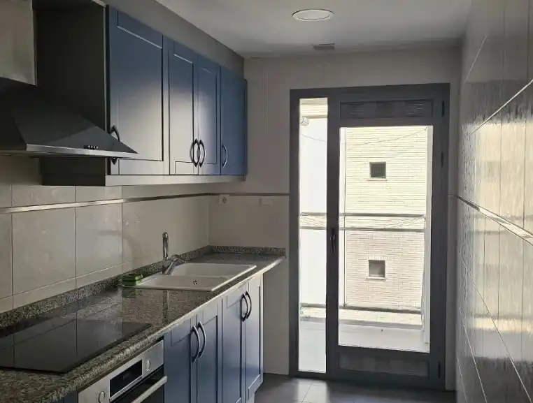 Piso con terraza en venta en Benicalap