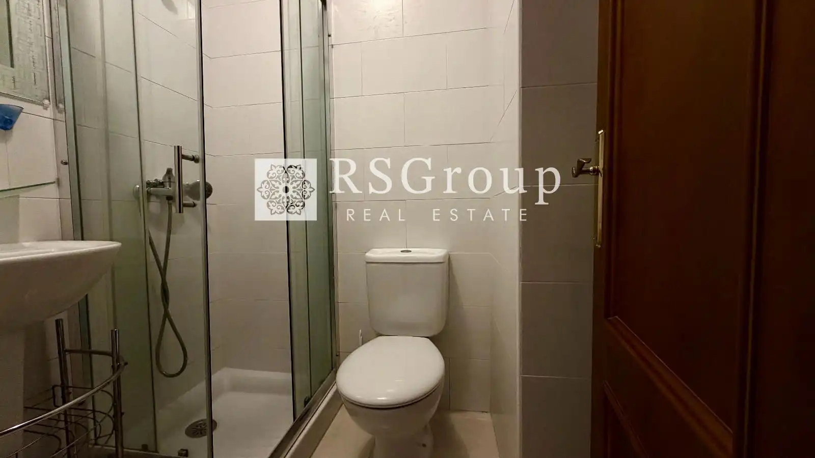 Bathroom of Flat for sale in Alcalá del Río  with Terrace and Furnished