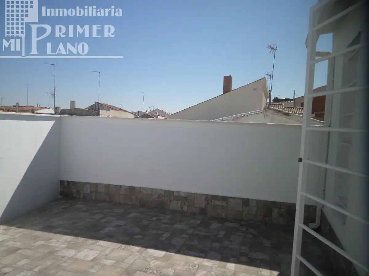 Terraza de Oficina en venta en Tomelloso con Aire acondicionado