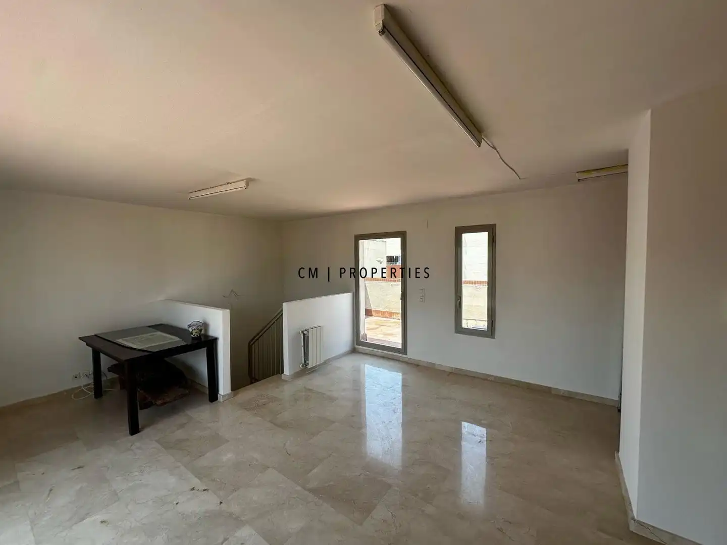 Sala de estar de Casa adosada de alquiler en Rocafort con Aire acondicionado, Calefacción y Terraza