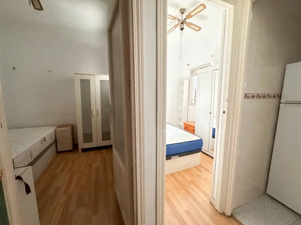 Bedroom of Flat for sale in Madrid  with Heating, Furnished and Washing machine