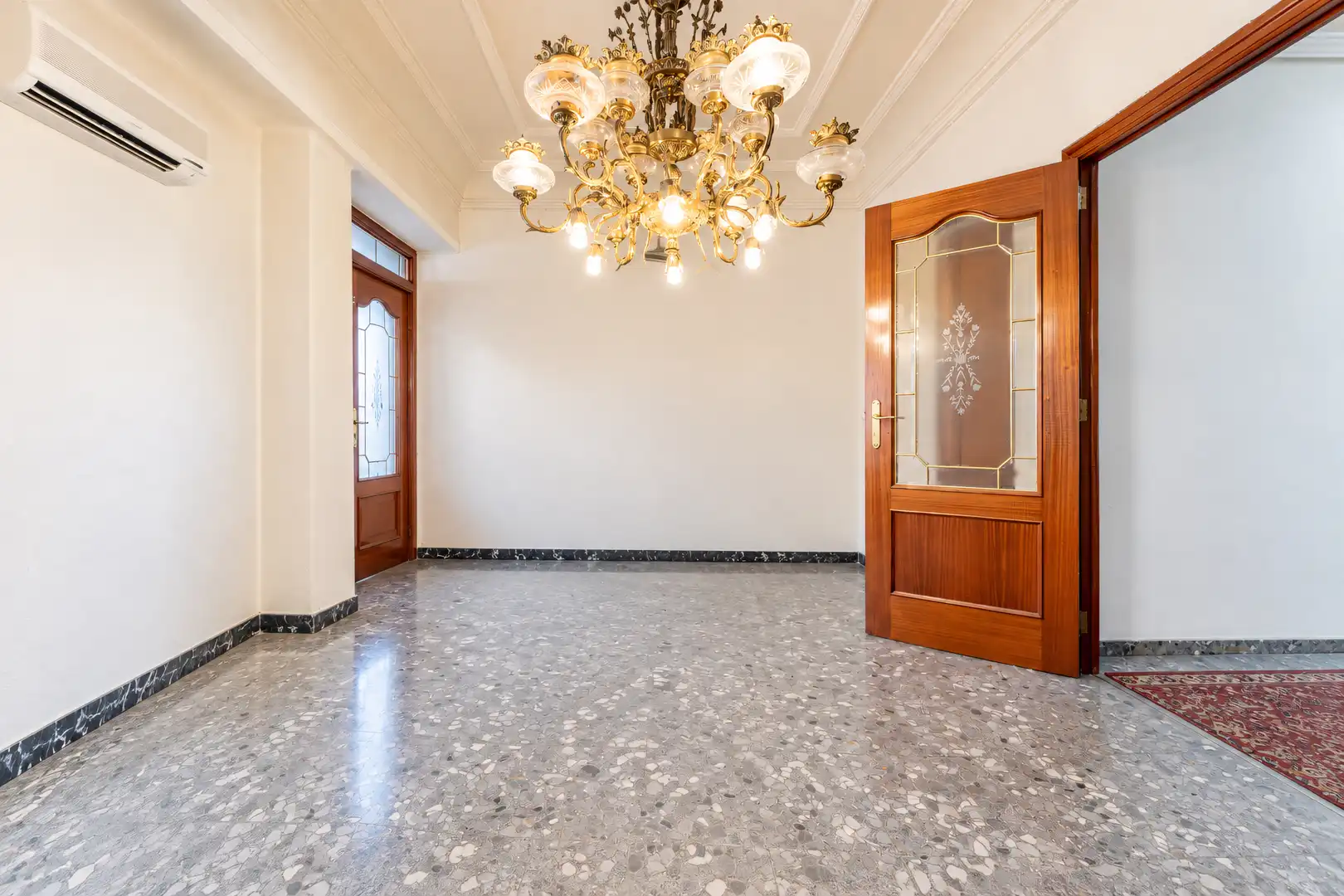 Flat with terrace for sale in Extramurs, imagen 20