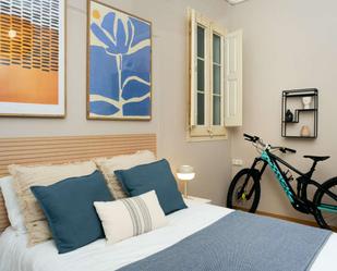 Bedroom of Flat to share in  Barcelona Capital  with Air Conditioner, Heating and Terrace